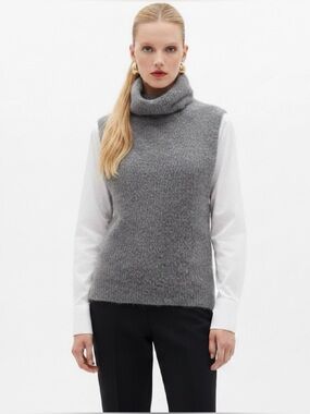 Aritzia COMMUNITY Plutarch Wool/Yak Turtleneck Sweater